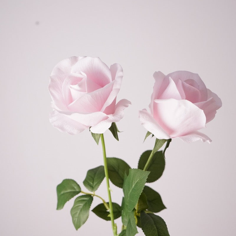 Real Touch Moonstone Rose – Pale Pink, 25.6"