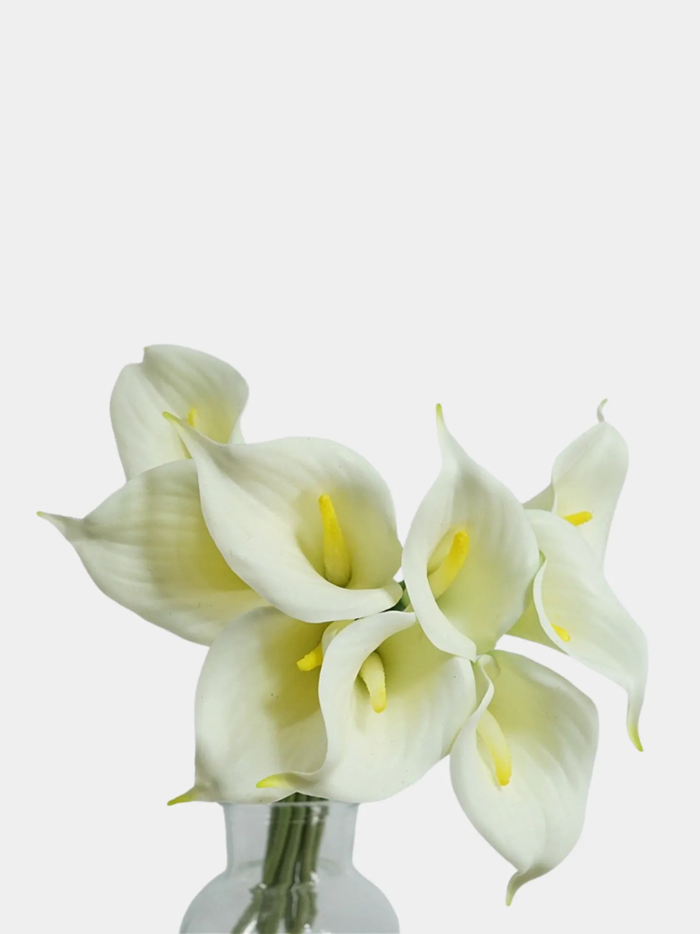 小さな人工カラリリーのブーケ – 9本の茎