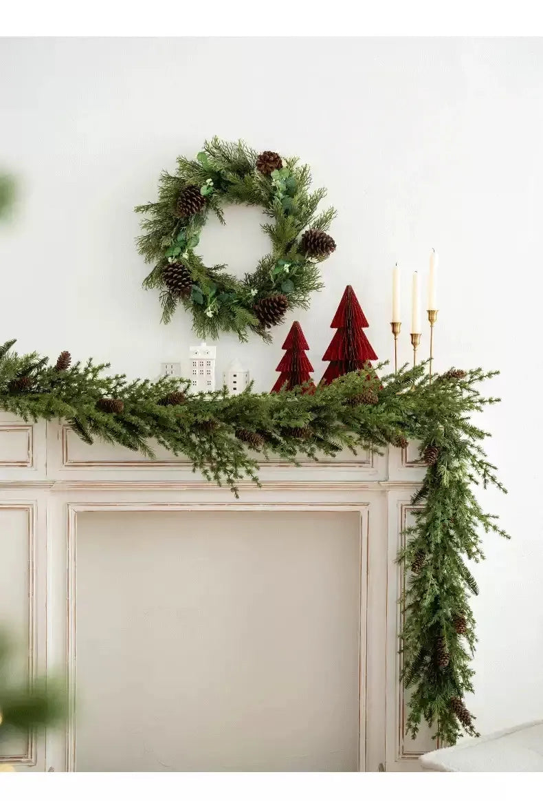 人工クリスマスガーランドとリース（松ぼっくり付き） - 6.5フィート