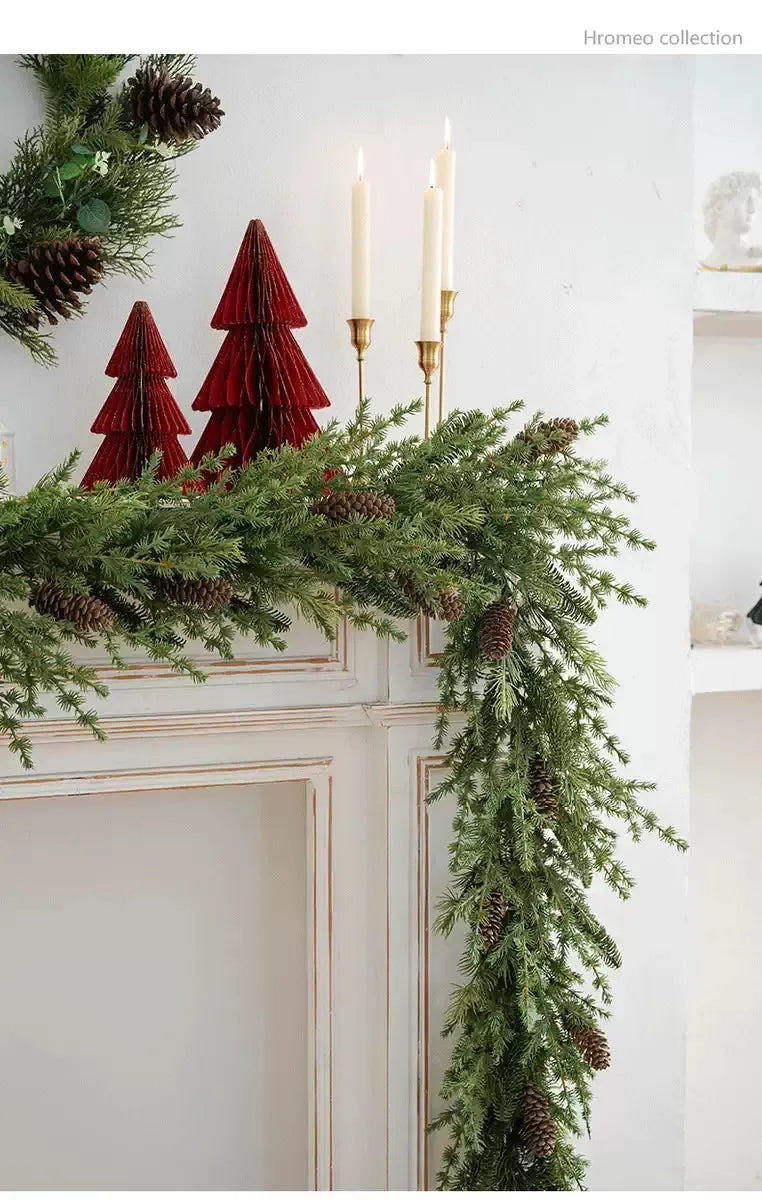 Artificial Christmas Garland and Wreath with Pinecones -6.5 ft