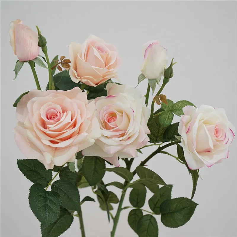 フェイクフラワー リアルタッチフラワー 白いバラ - 30インチのトリプルブロームと花蕾付き 