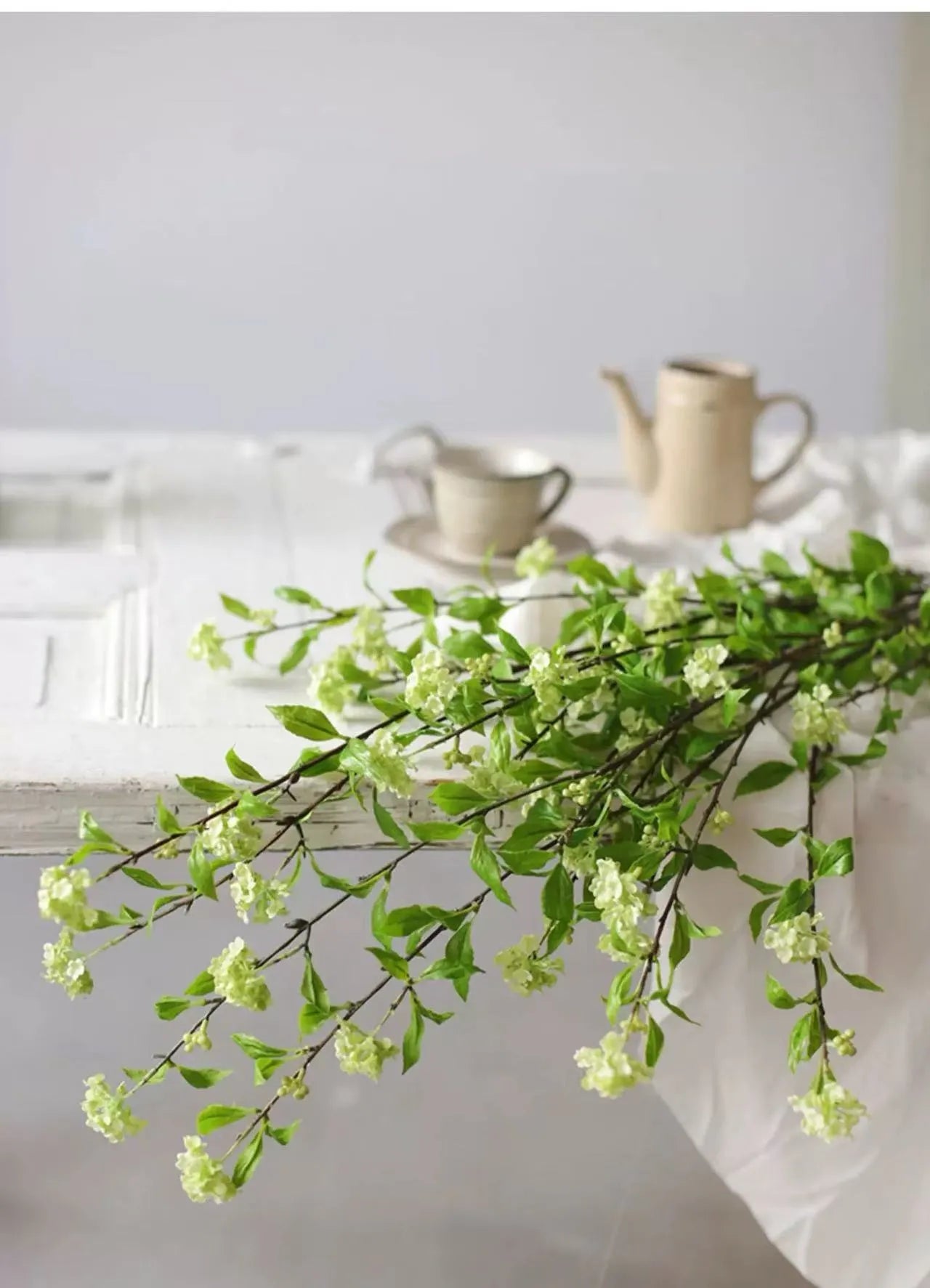 人工スピラエアの枝 -43"