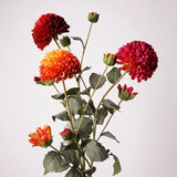 人工ダリアの花の枝 - 赤