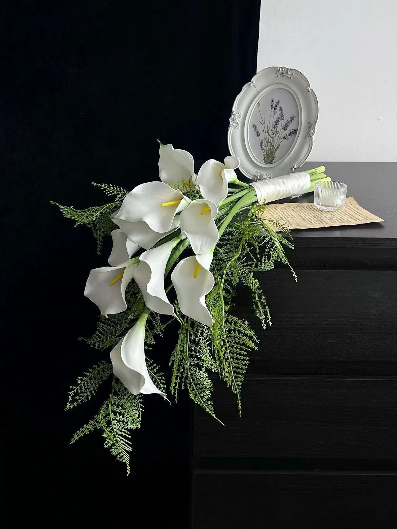 Bridal Artificial Calla Lily Bouquet – White Lilies & Fern Sprigs