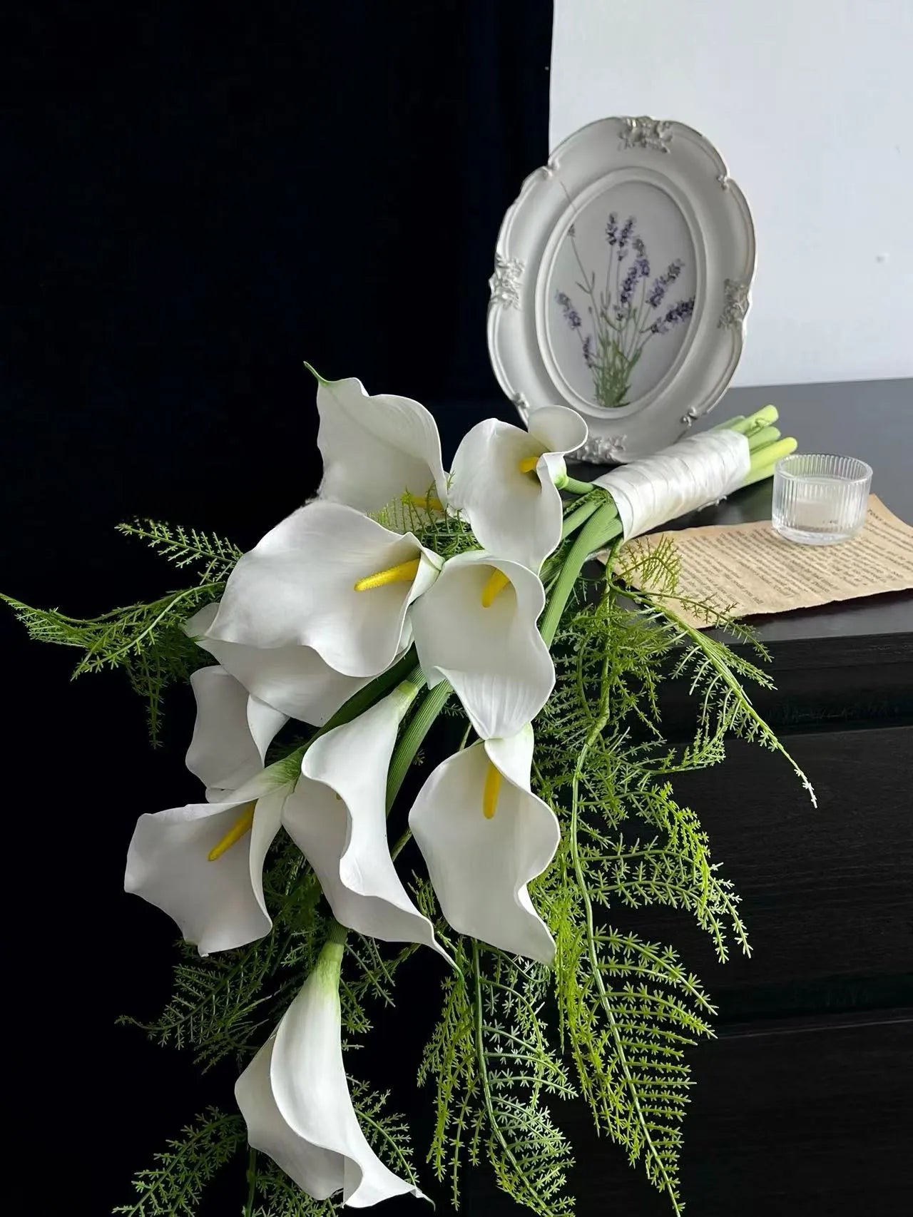 Bridal Artificial Calla Lily Bouquet – White Lilies & Fern Sprigs