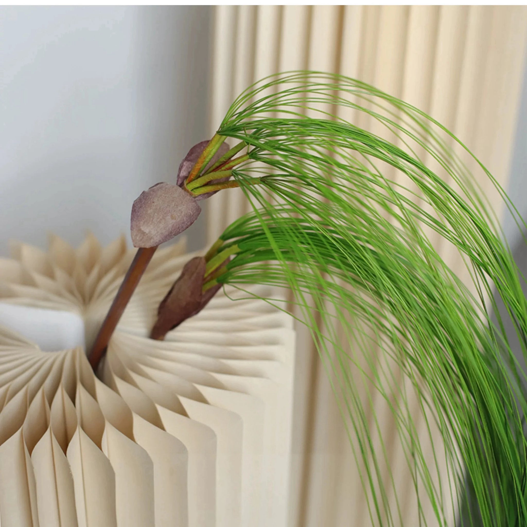 Faux Cascade Weeping Grass  –27"