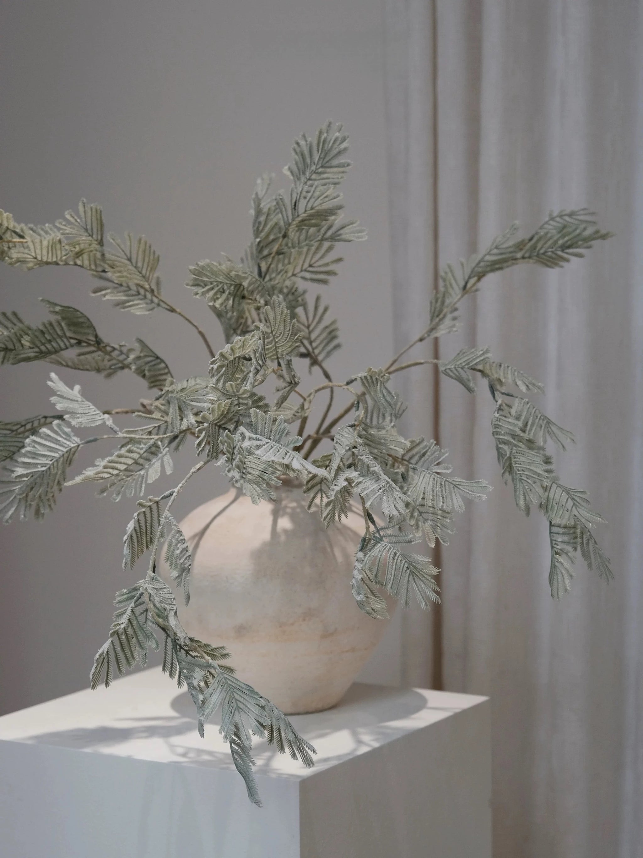 Künstliche beflockte Mimosenstiele – 74 cm
