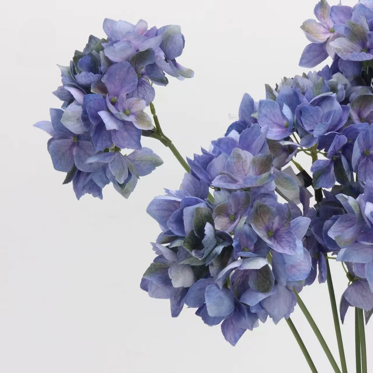 Faux Hydrangea Stem – 23"