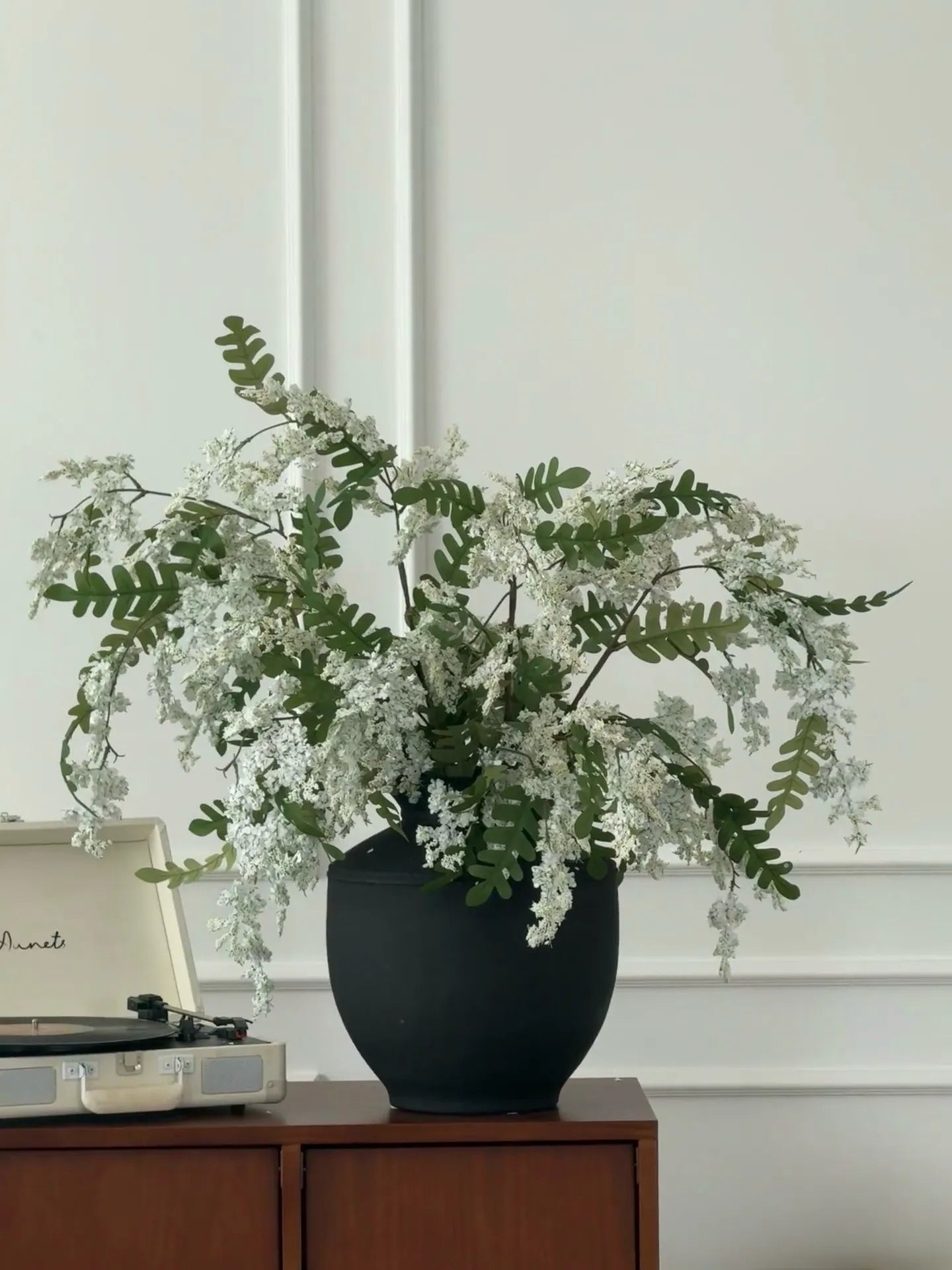 フェイク・ローズマリーの花枝 - 40インチ