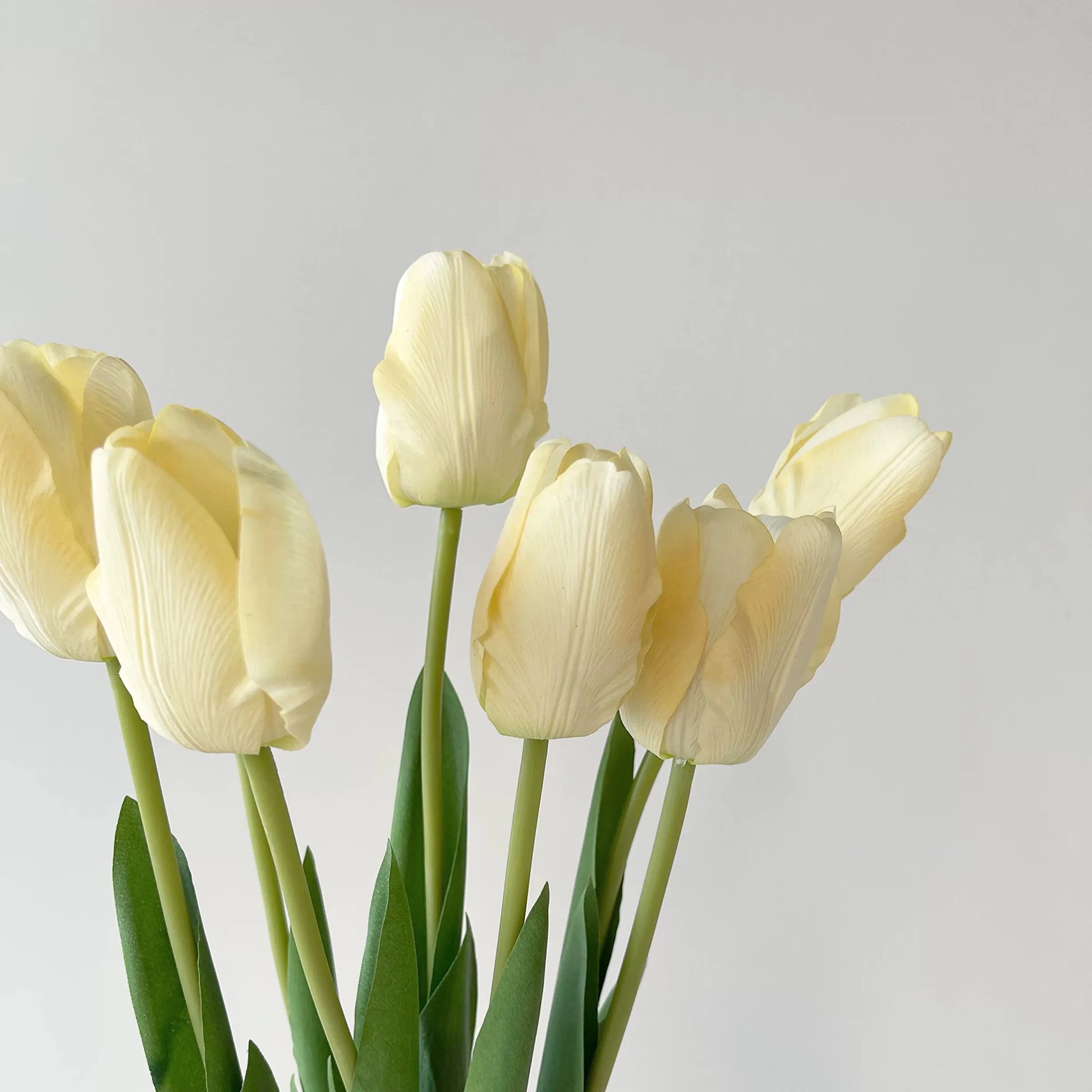 Künstliche Real Touch Cremeweiße Tulpe 45,7 cm