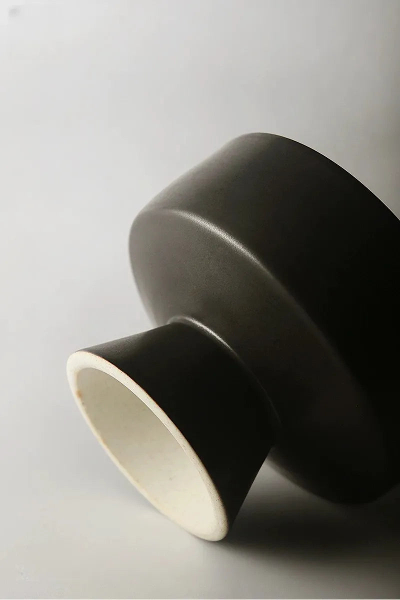 Hand-Thrown Ceramic Ikebana Vase – 3.5″