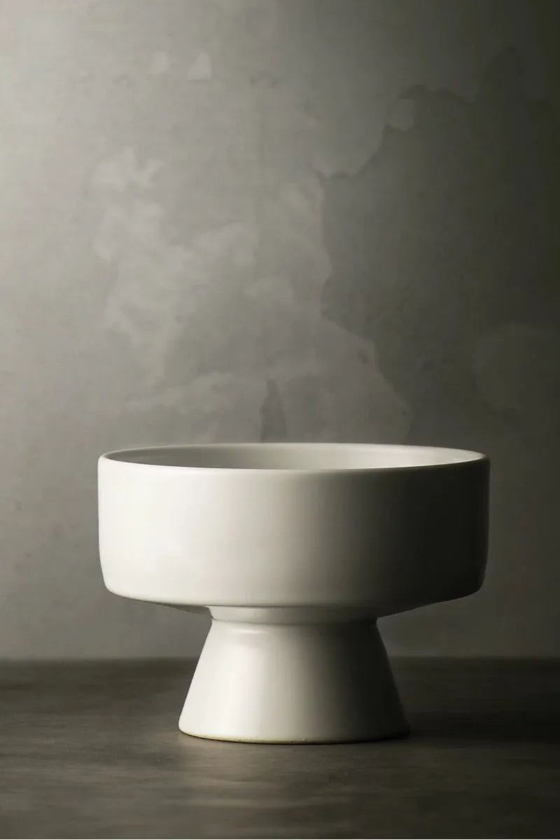 Hand-Thrown Ceramic Ikebana Vase – 3.5″