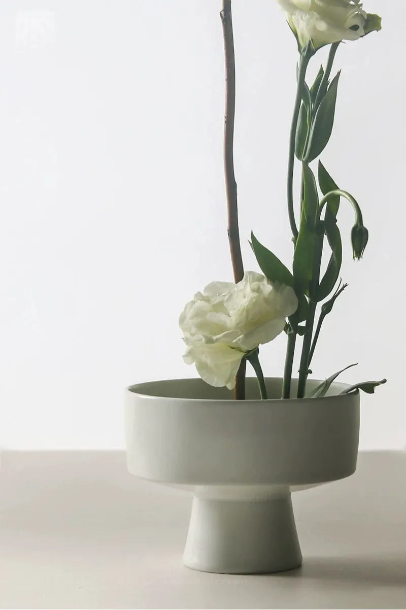 手作りの陶器いけばな花瓶 – 3.5インチ