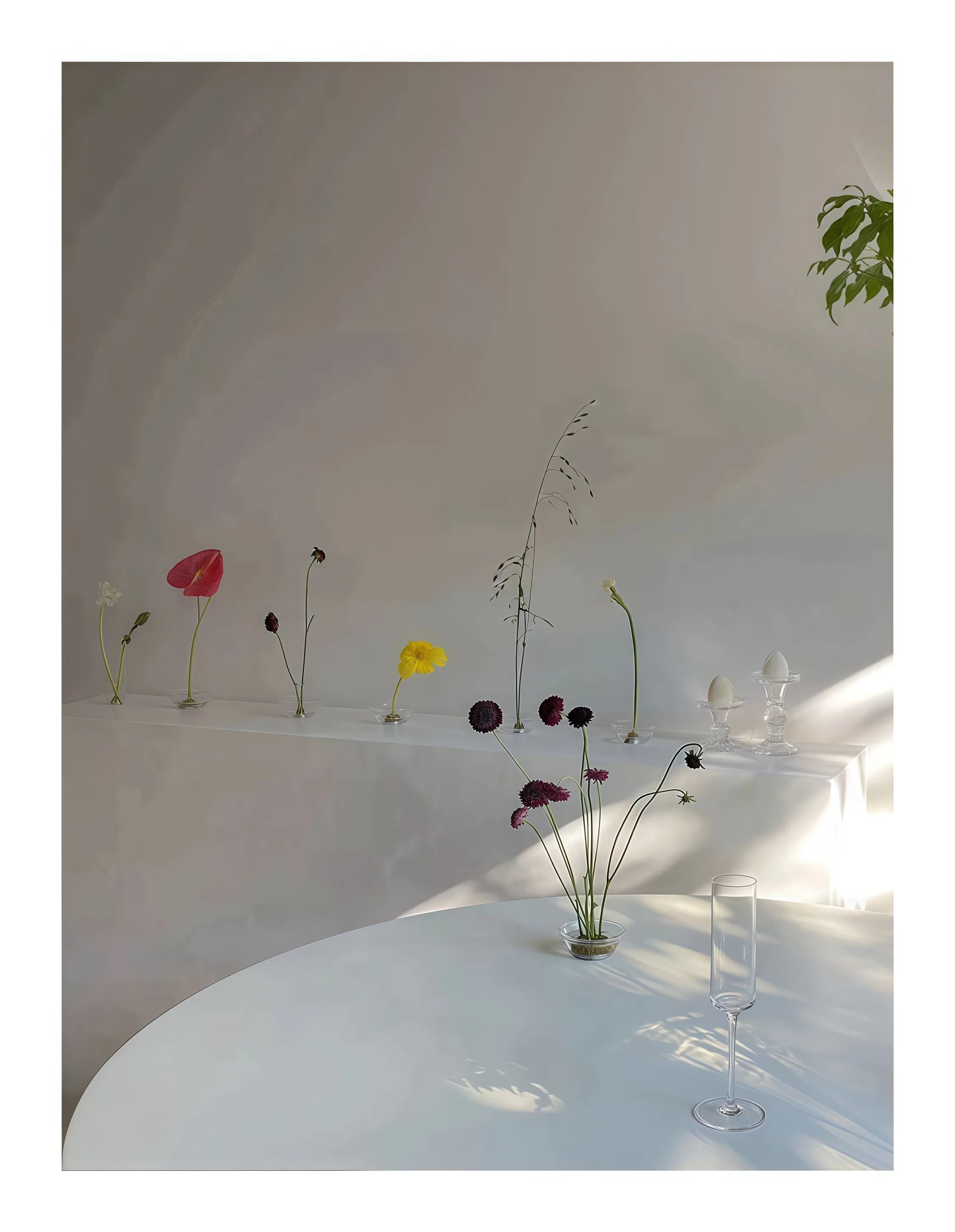 Joyful Clear Glass Ikebana Vase with Flower Frog (Kenzan)
