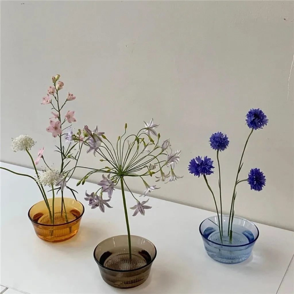 モダンガラスの生け花用花器 フラワーフロッグ付き