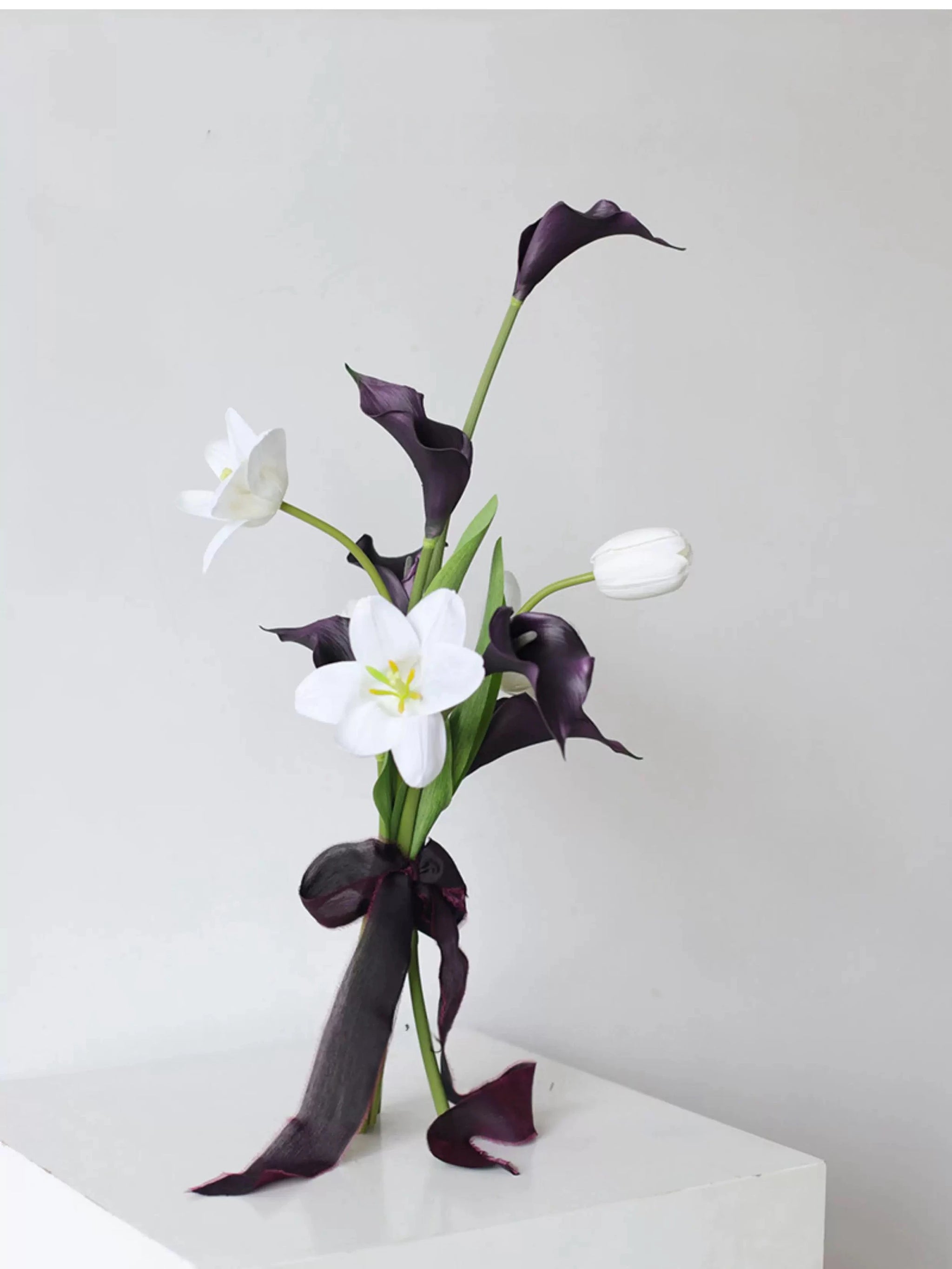 Real Touch Calla Lily Stem – 27"