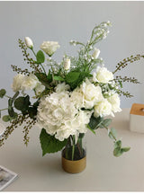 リアルタッチ人工花ブーケ/アレンジメント – ホワイトアジサイとバラのセンターピース