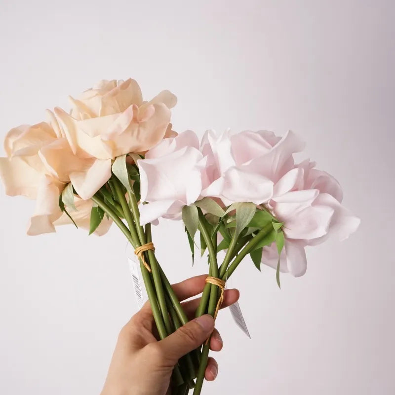 リアルタッチ タイタニック ローズ ブーケ – 5本の茎
