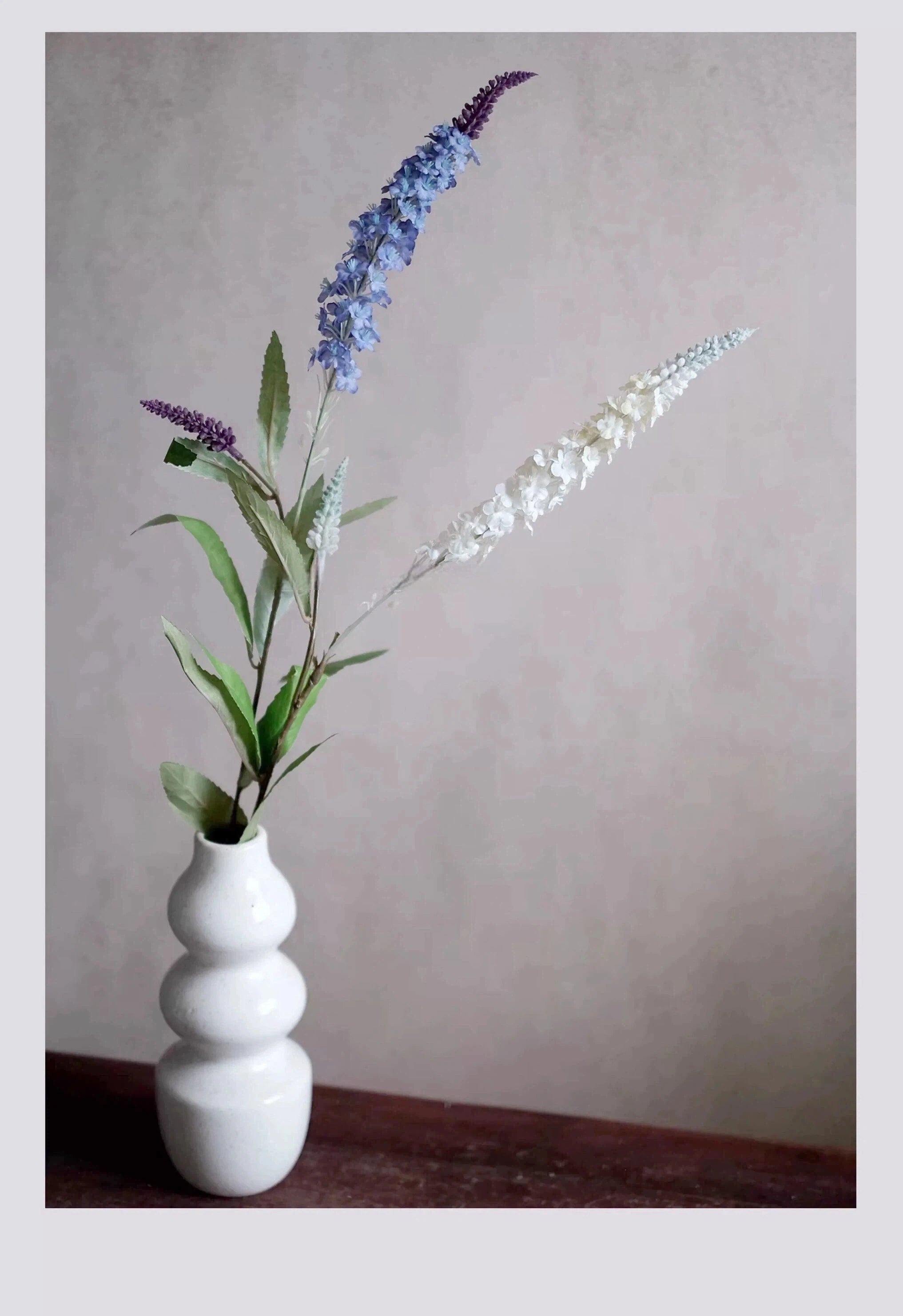 Seiden-Veronica-Stiel mit Stacheln – 76 cm