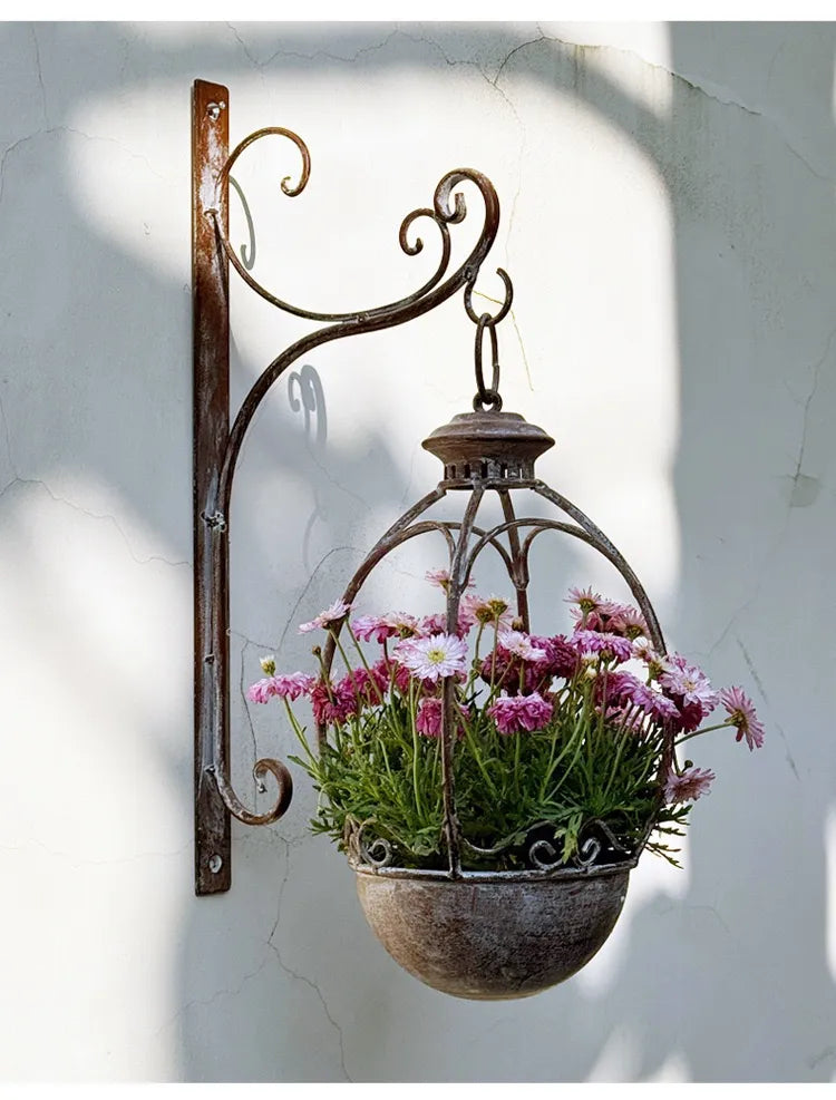 Vintage Iron Hanging Basket with Bracket