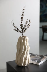 波形セラミック花瓶