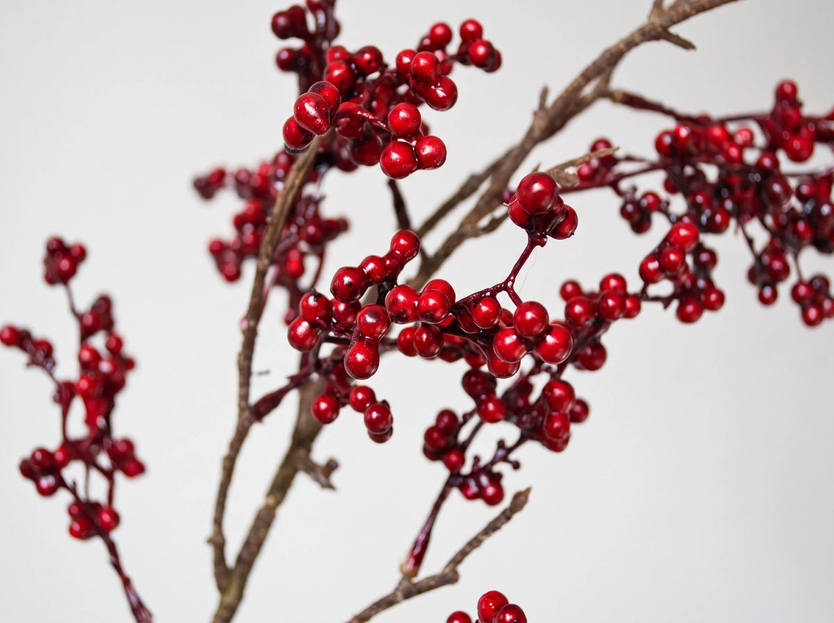Faux winterberry branch, 66 cm - dark red detail