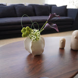 Die Samtwelle – Künstliches Blumenarrangement mit Vase
